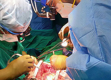 Dr-Manish-Hinduja-Best-Cardicac-Surgeon-Mumbai-Minimally-Invasive-Cardiac-Surgery-5